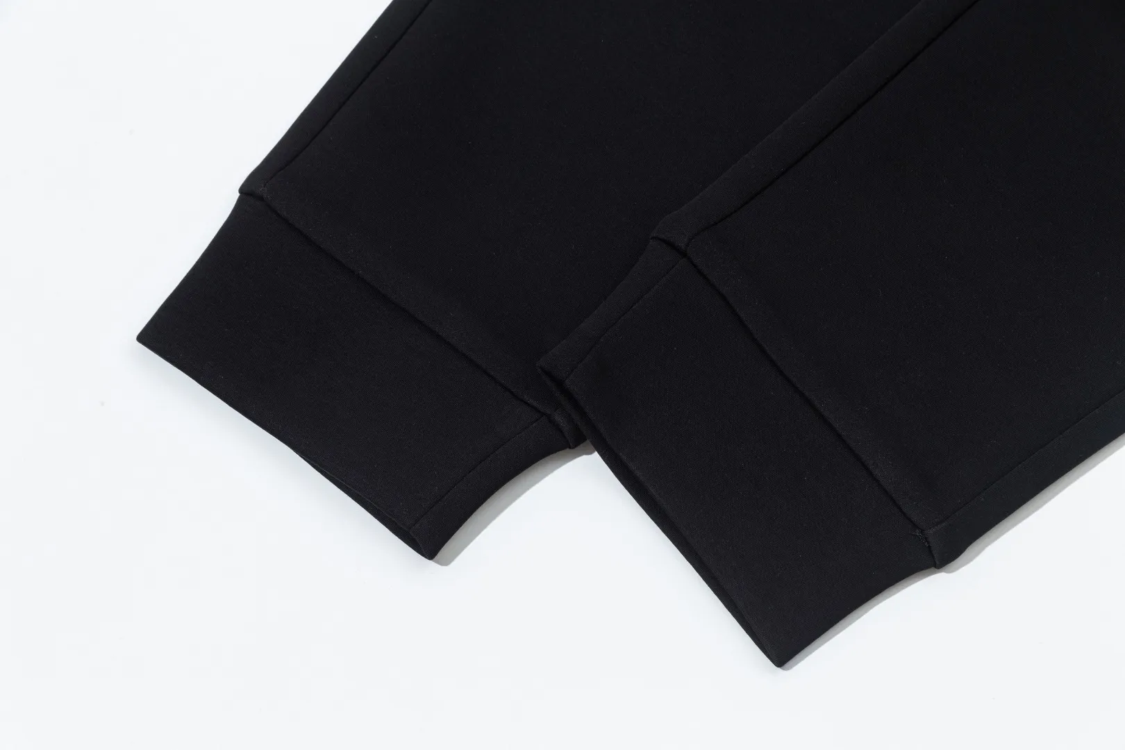 New Arrival Original Premium Versatile logo 100% ， ！ Factory ， ， 。Size：M-3XL （ 185 ）Black